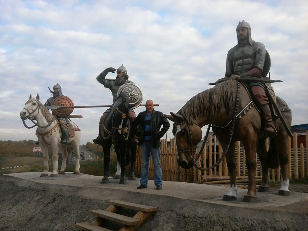  36896442  Nikolay, 42 ,    