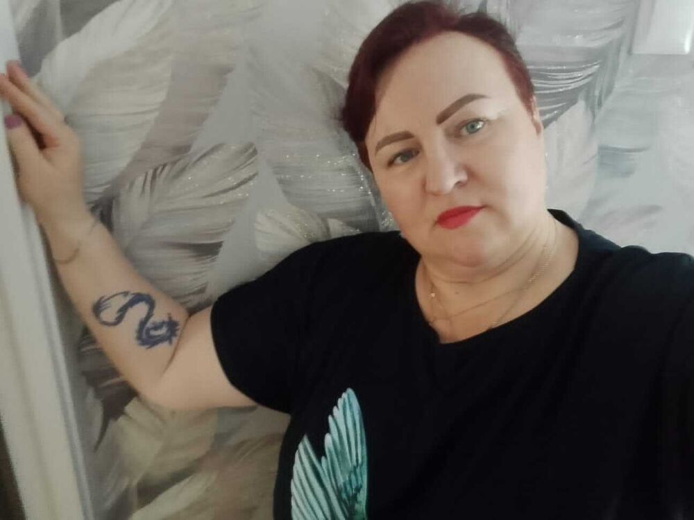  53663112  Olga, 51 ,    