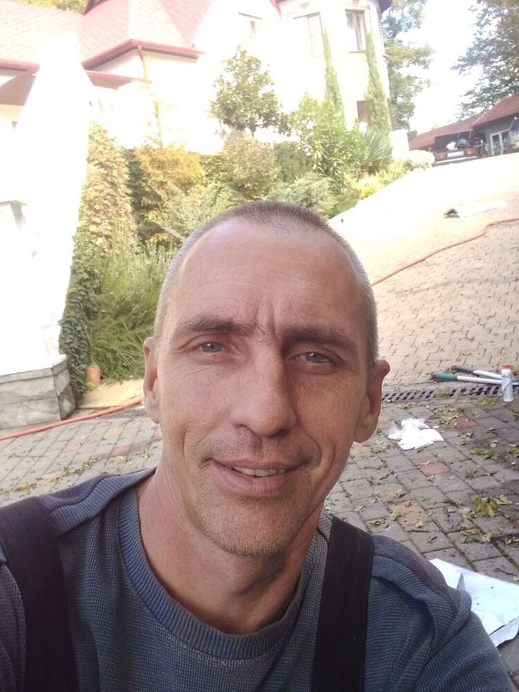  46799432  , 42 ,    