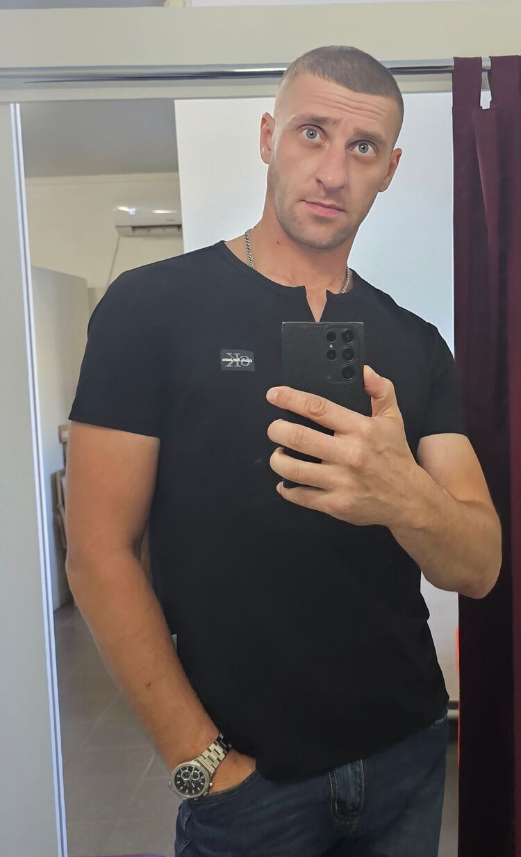  39944892  , 37 ,    