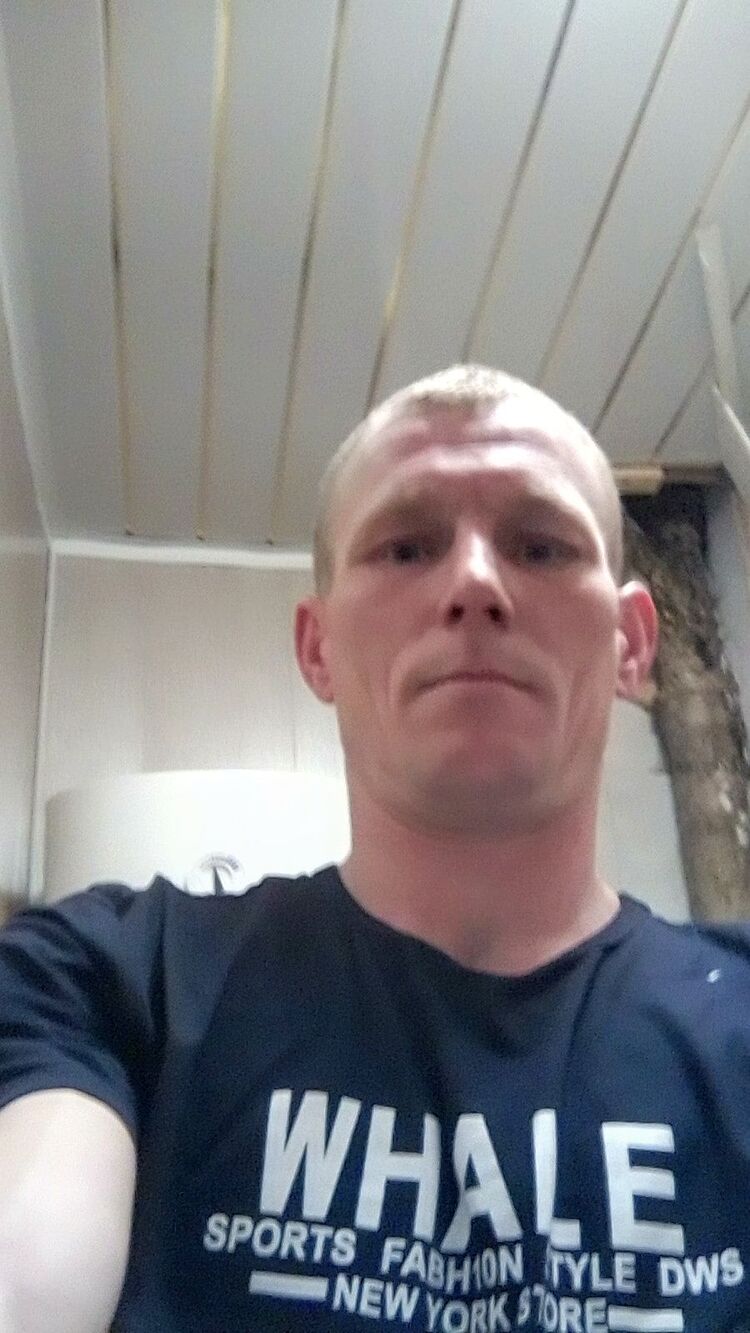  25228152  , 35 ,    