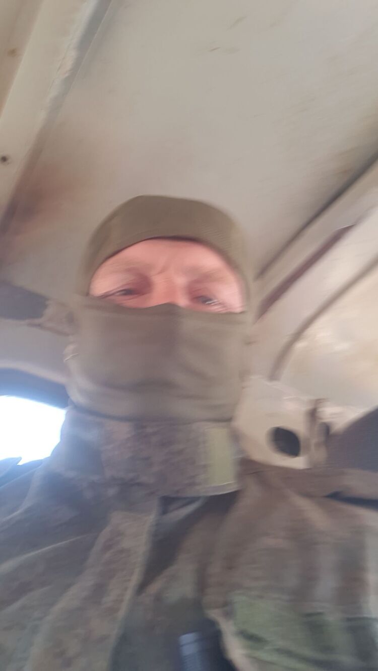  46676392  , 51 ,    