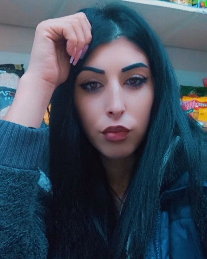  ,   Brunetika, 34 ,   ,   , 