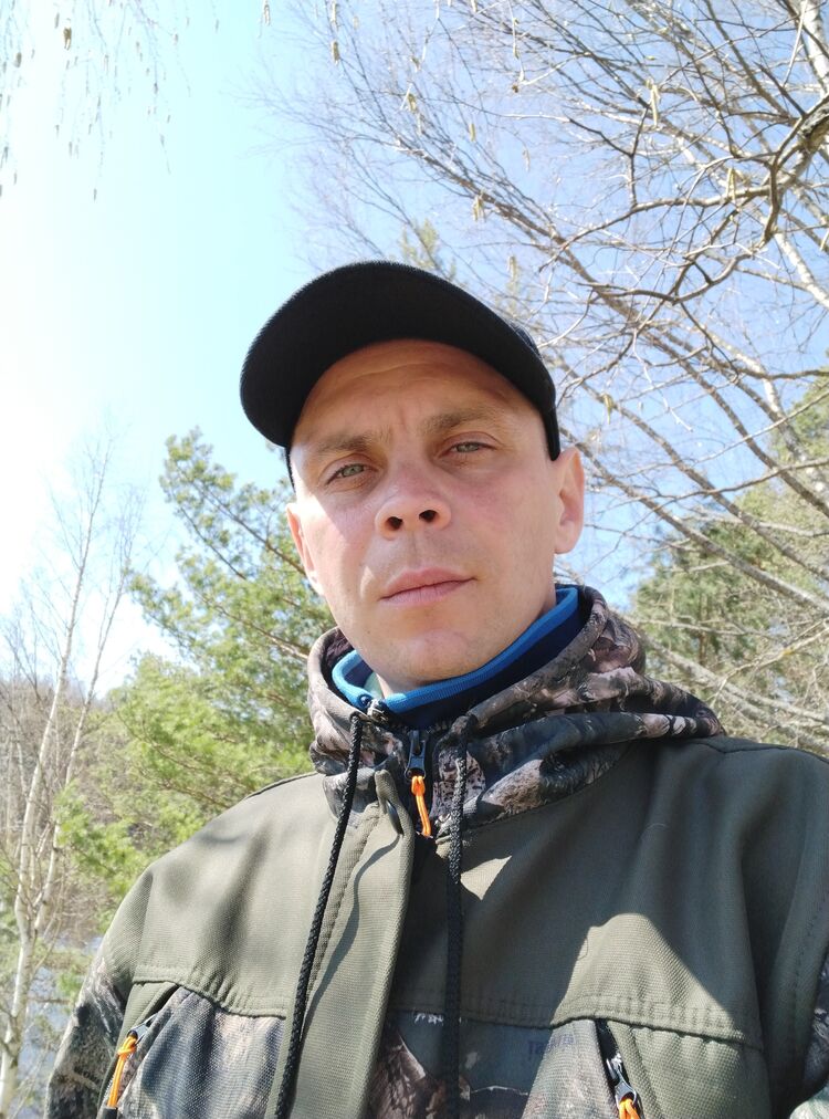  34440562  Sergei, 35 ,    