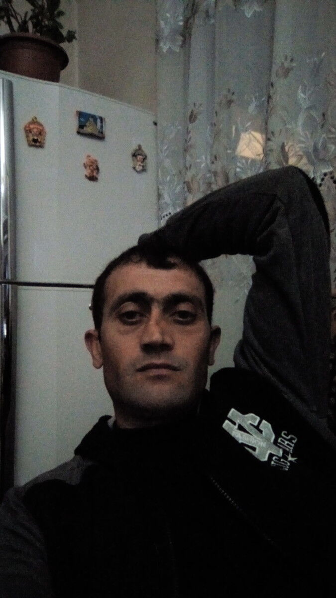  ,   Gosha, 33 ,   ,   , c 