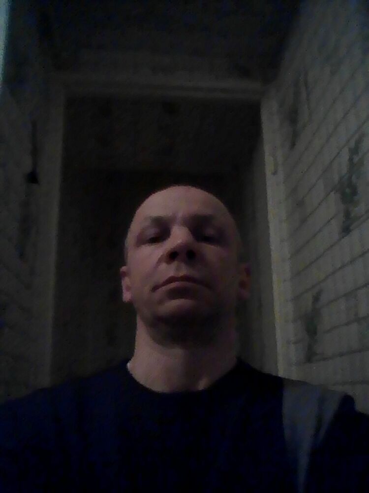  9390932  Aleksandr, 57 ,    