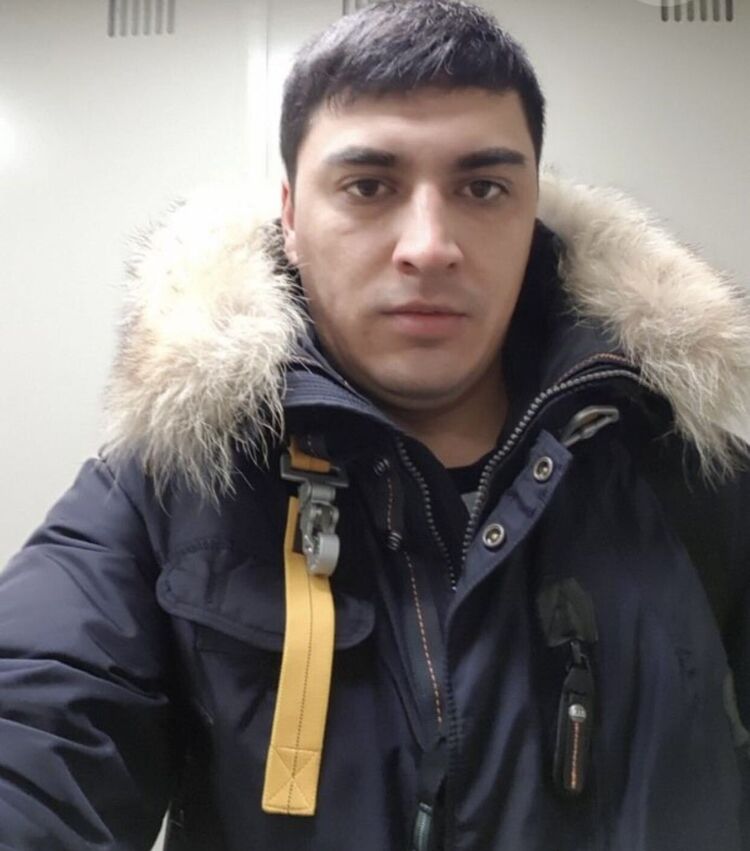  40524642  , 39 ,    