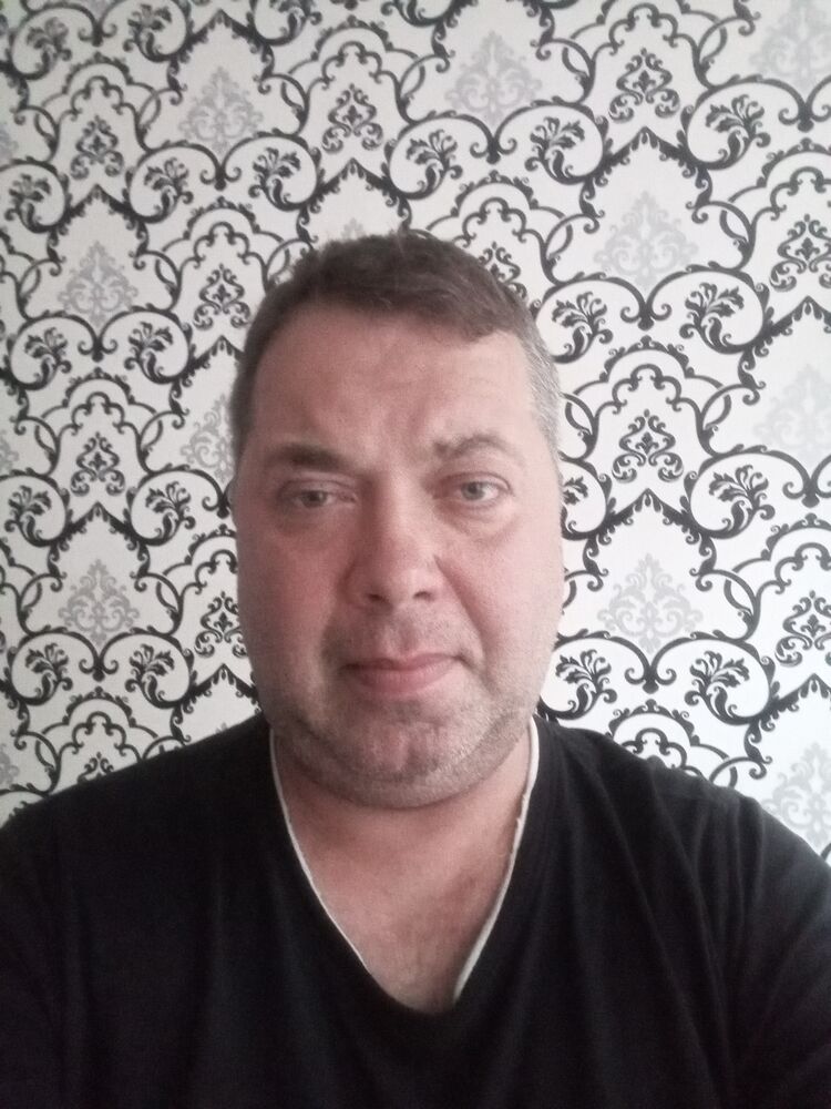  27967452  Fred, 52 ,    