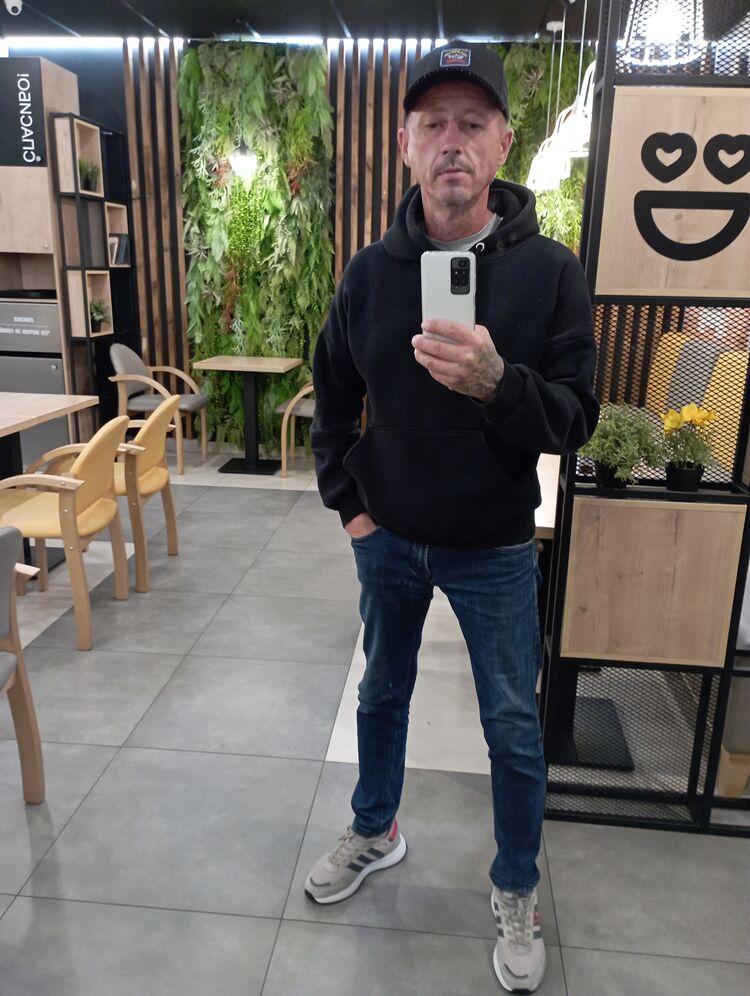  45006762  , 49 ,    