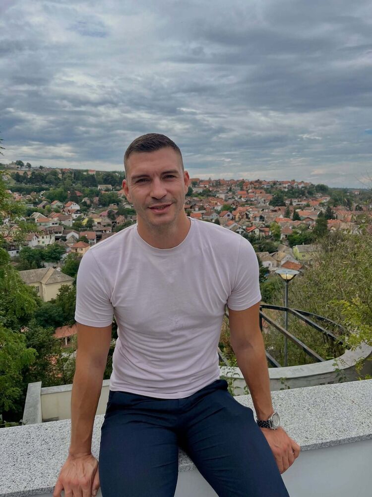  54049132  , 36 ,    --