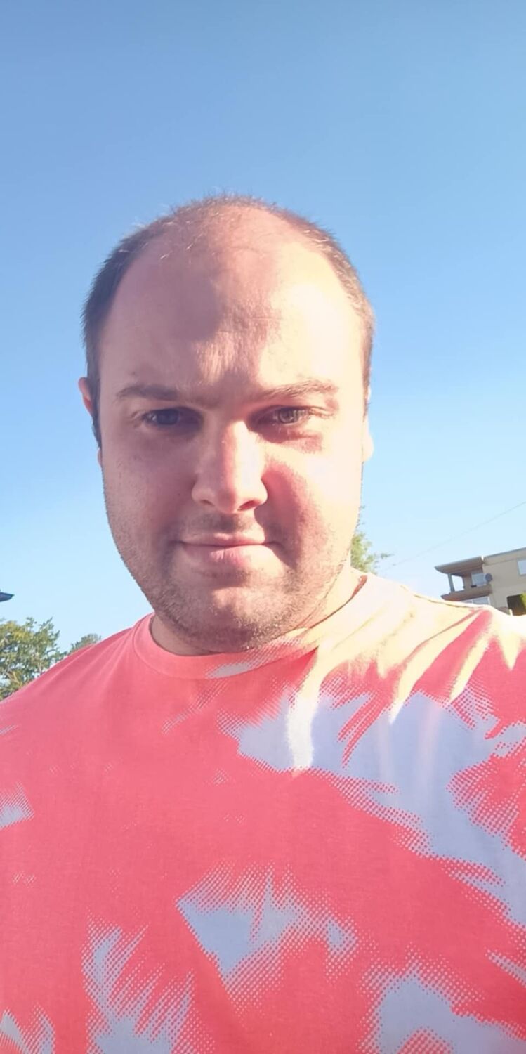  52351502  , 32 ,    