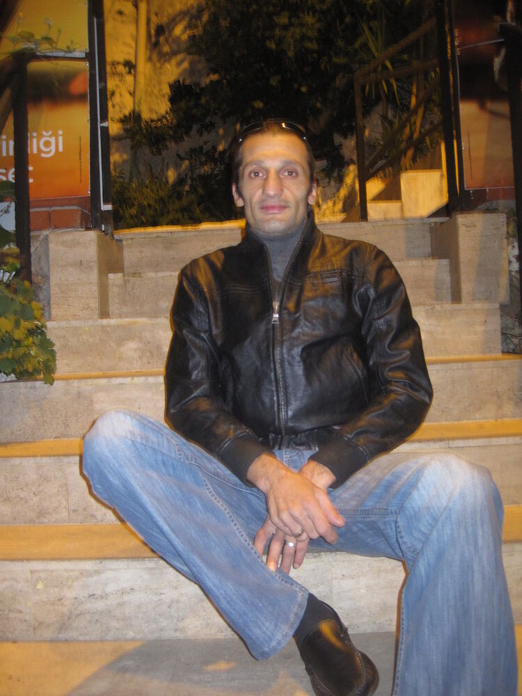  16053522  Paata, 48 ,    