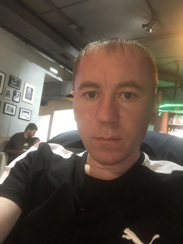  44324882  , 42 ,    -
