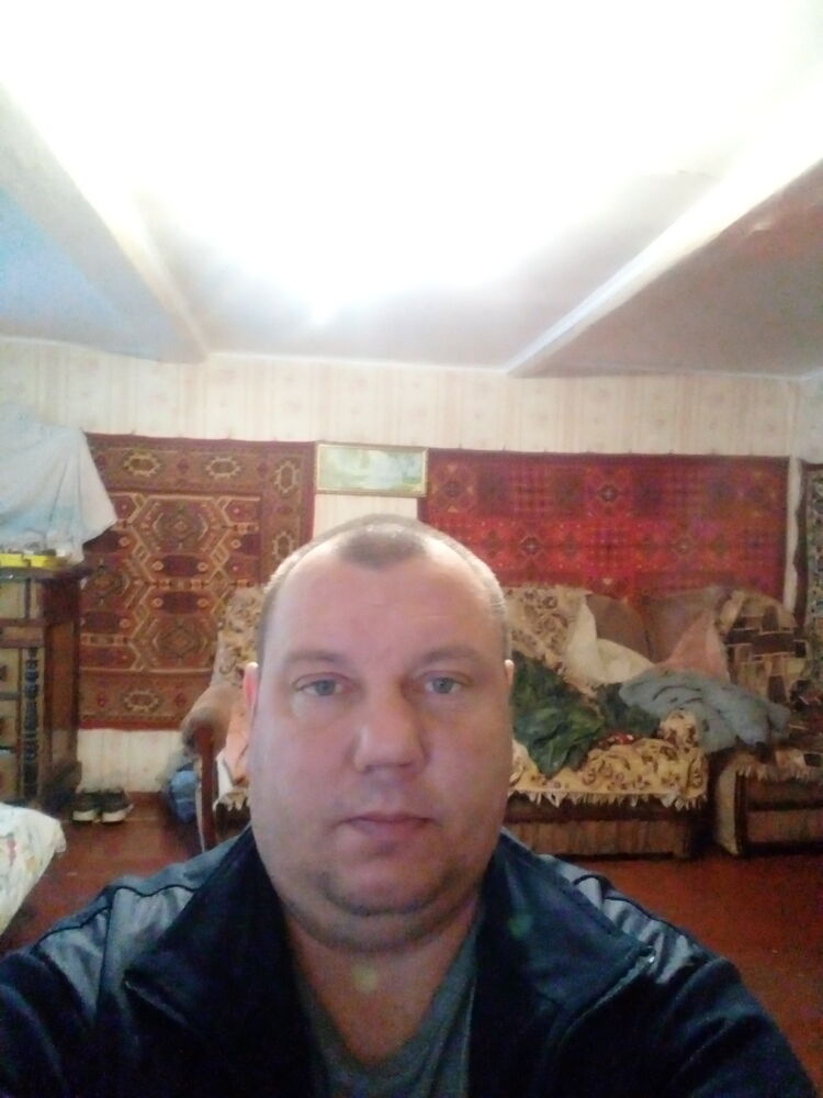  25010632  , 42 ,    