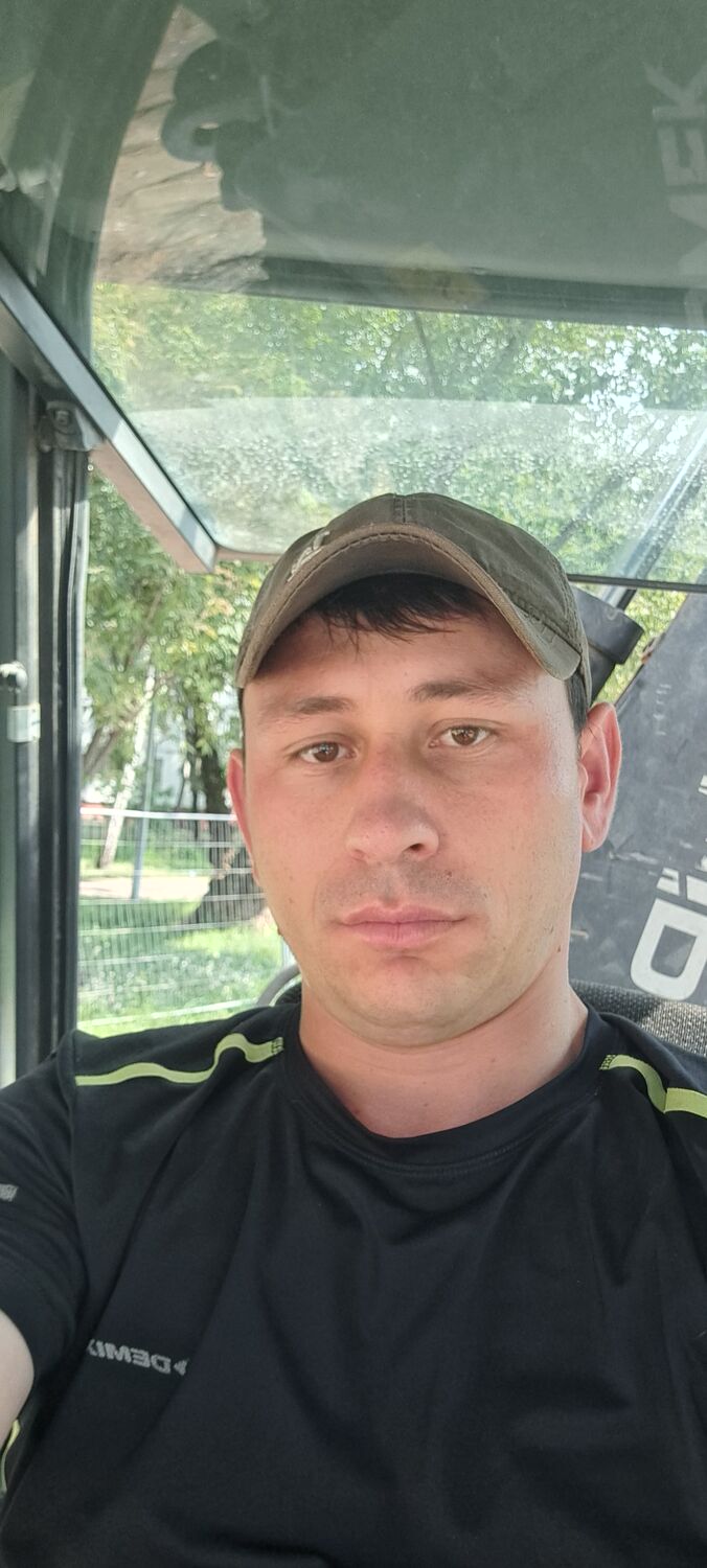  48383832  , 32 ,    