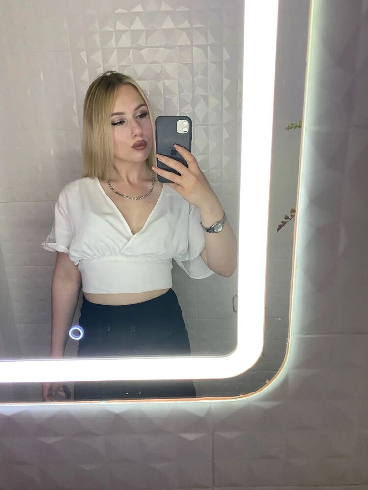  -,   Alina, 23 ,   ,   