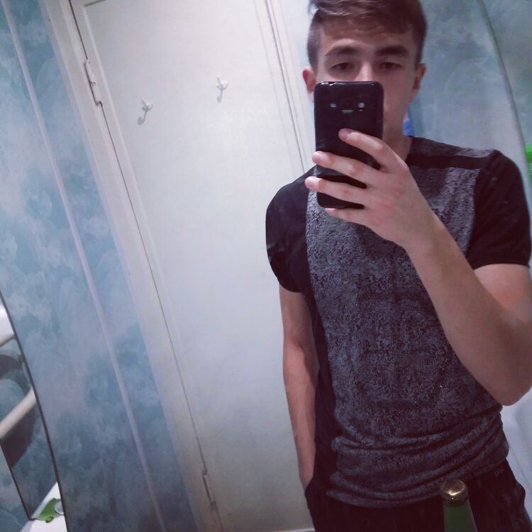  33572272  , 24 ,    