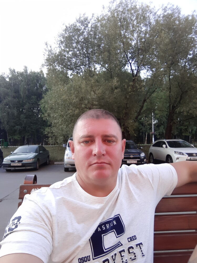  13228392  Roman, 39 ,    