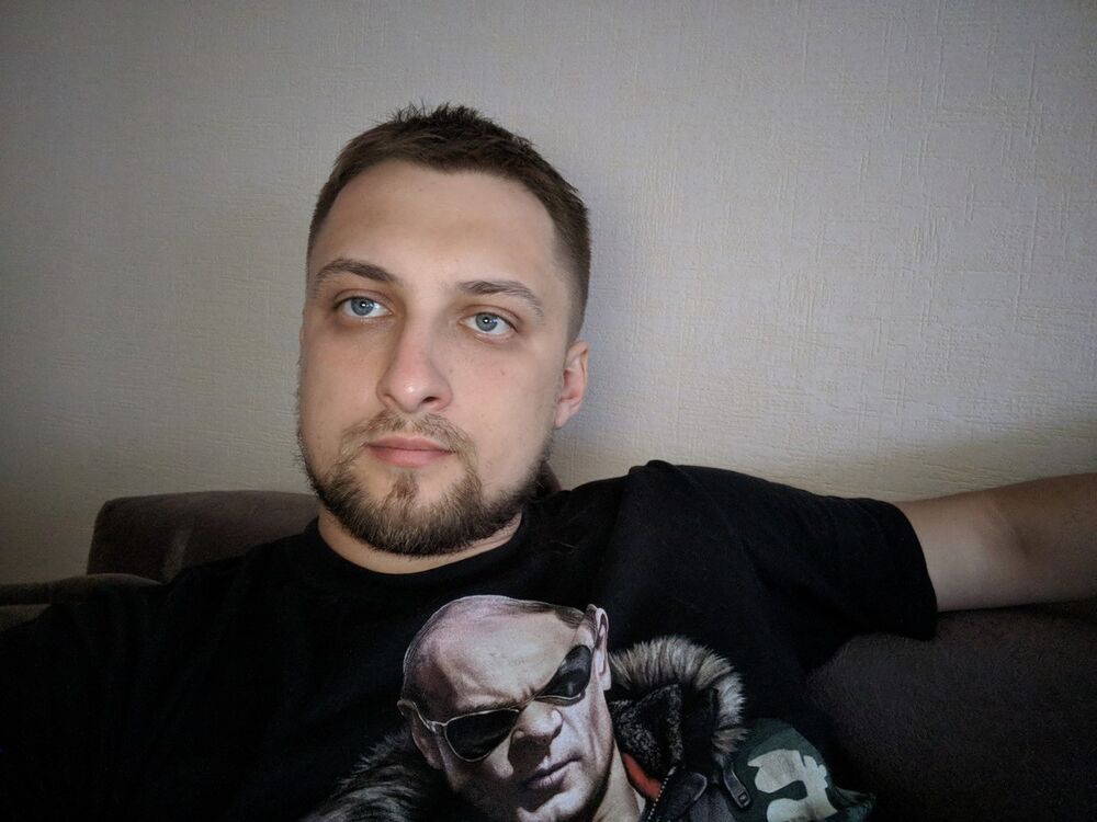 ,   Alex, 38 ,   