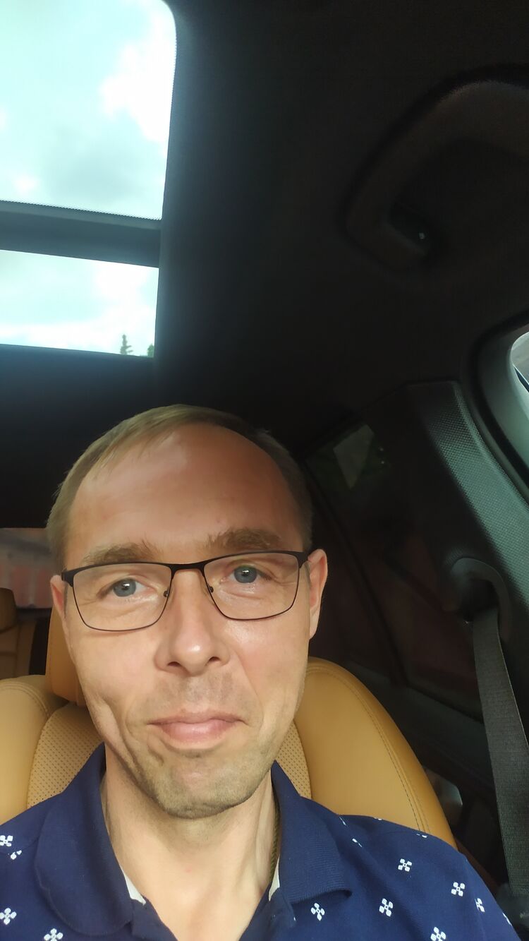  53038152  , 48 ,    