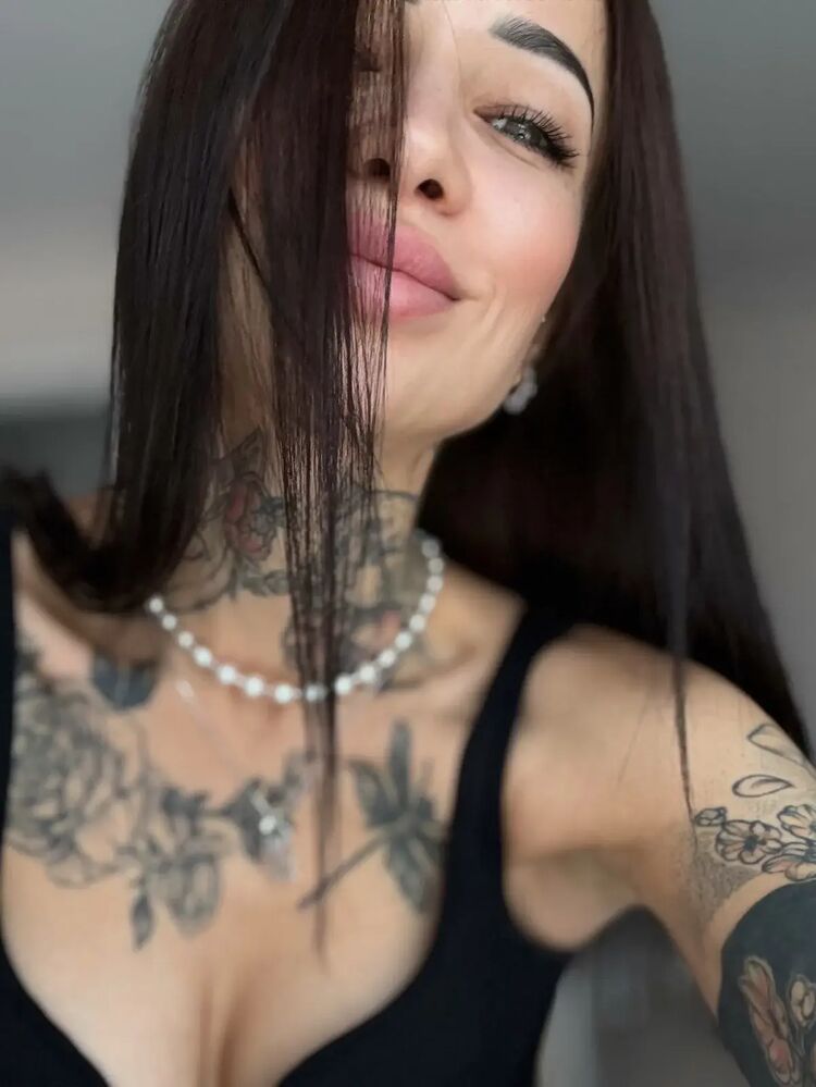  52727032  , 25 ,    