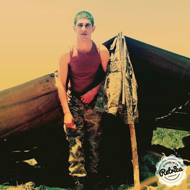  ,   Armen, 28 ,   