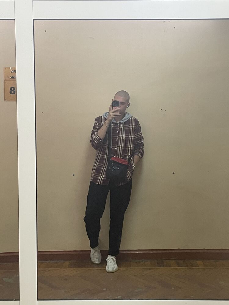  35584052  , 22 ,    
