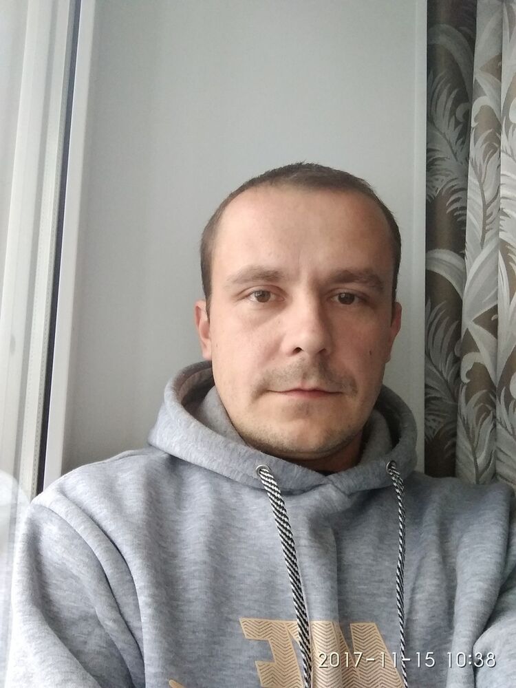  11263602  Leshyi, 41 ,     