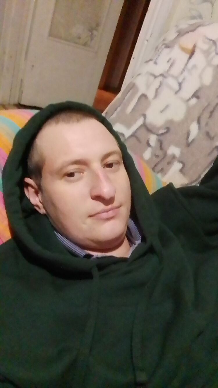  32047402  , 33 ,    