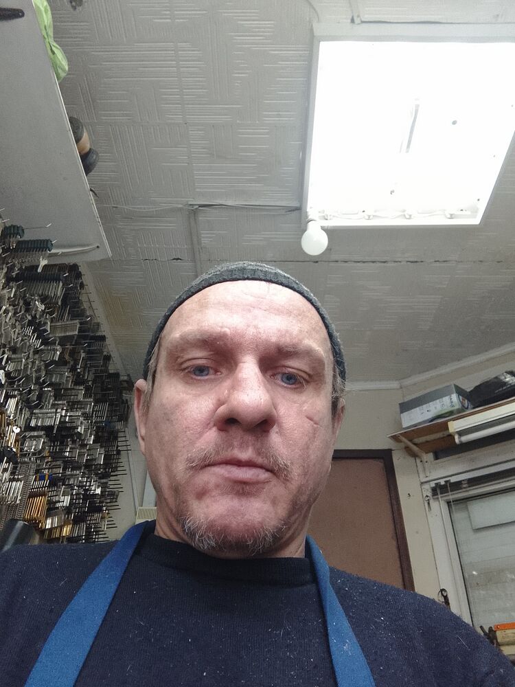  48447442  , 47 ,    