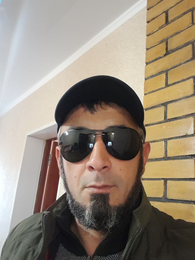  37492282  , 44 ,    