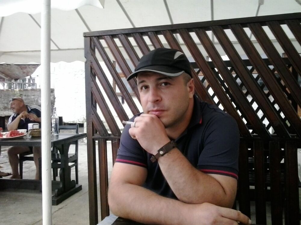  ,   Badri, 46 ,   ,   , c 