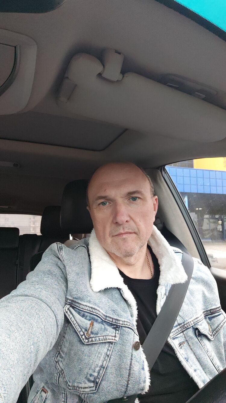  51985082  , 48 ,    