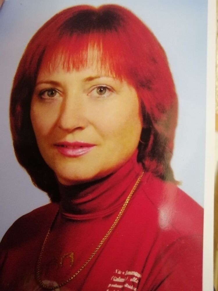  18902752  Elena, 54 ,    