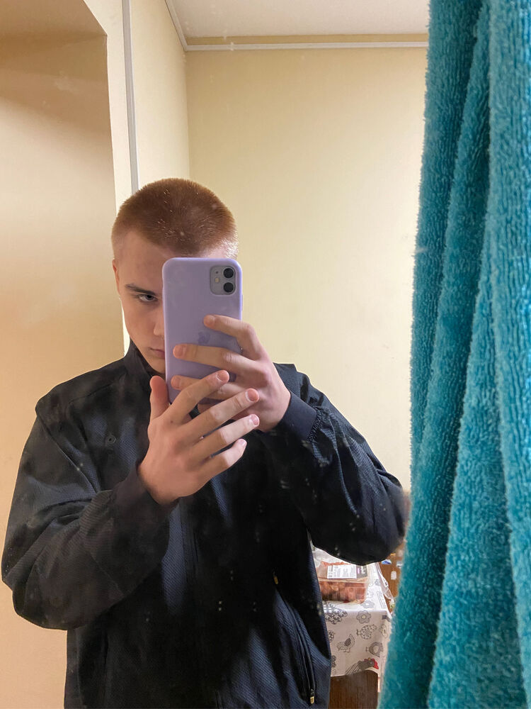  31406412  Max, 20 ,    -