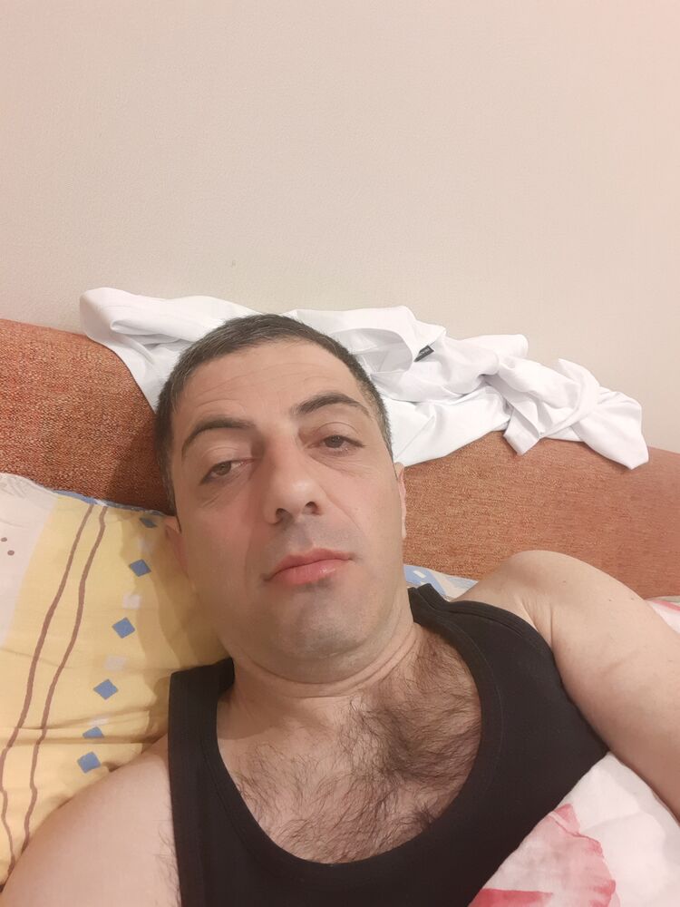  51058622  , 44 ,    