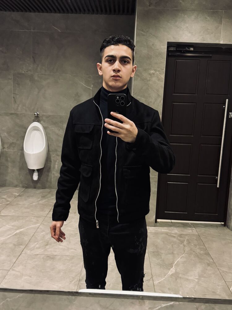  43097912  , 19 ,    