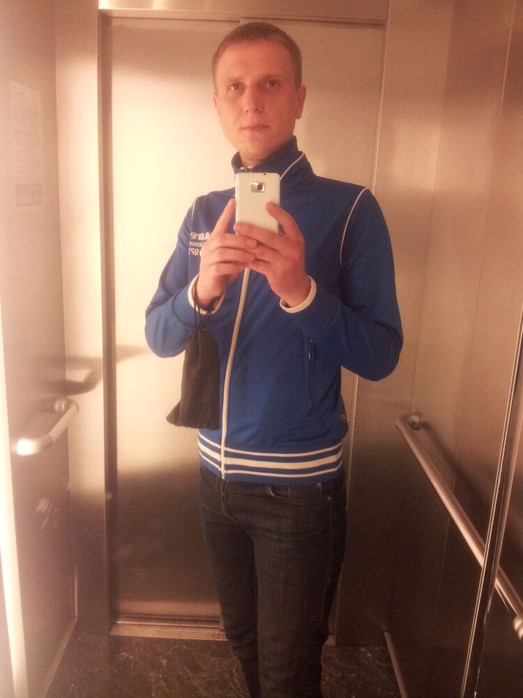  4951592  Toller, 41 ,    