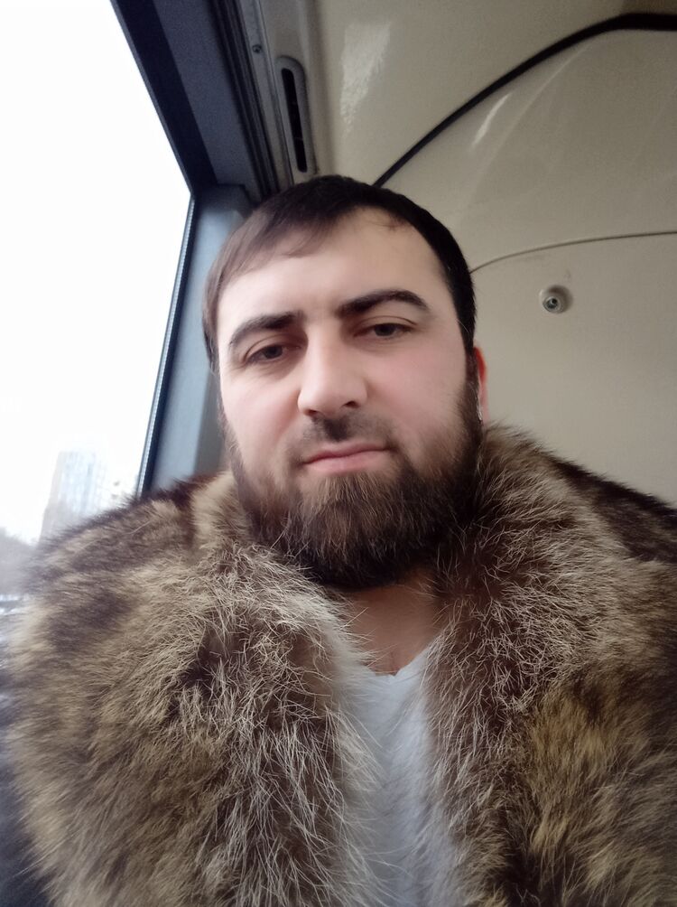  49914712  , 34 ,    