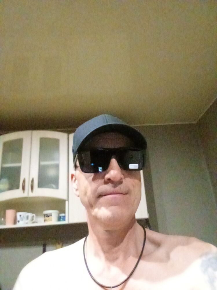  44071752  Aleksandr, 49 ,    
