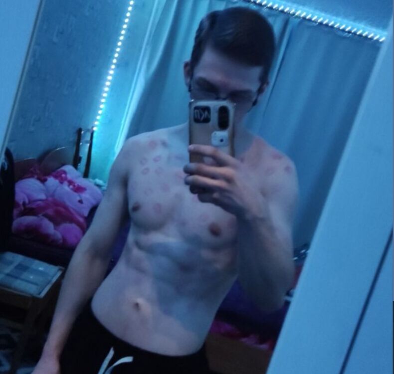 49305482  , 21 ,    