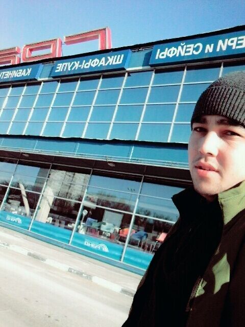  ,   Davronbek, 31 ,   c 