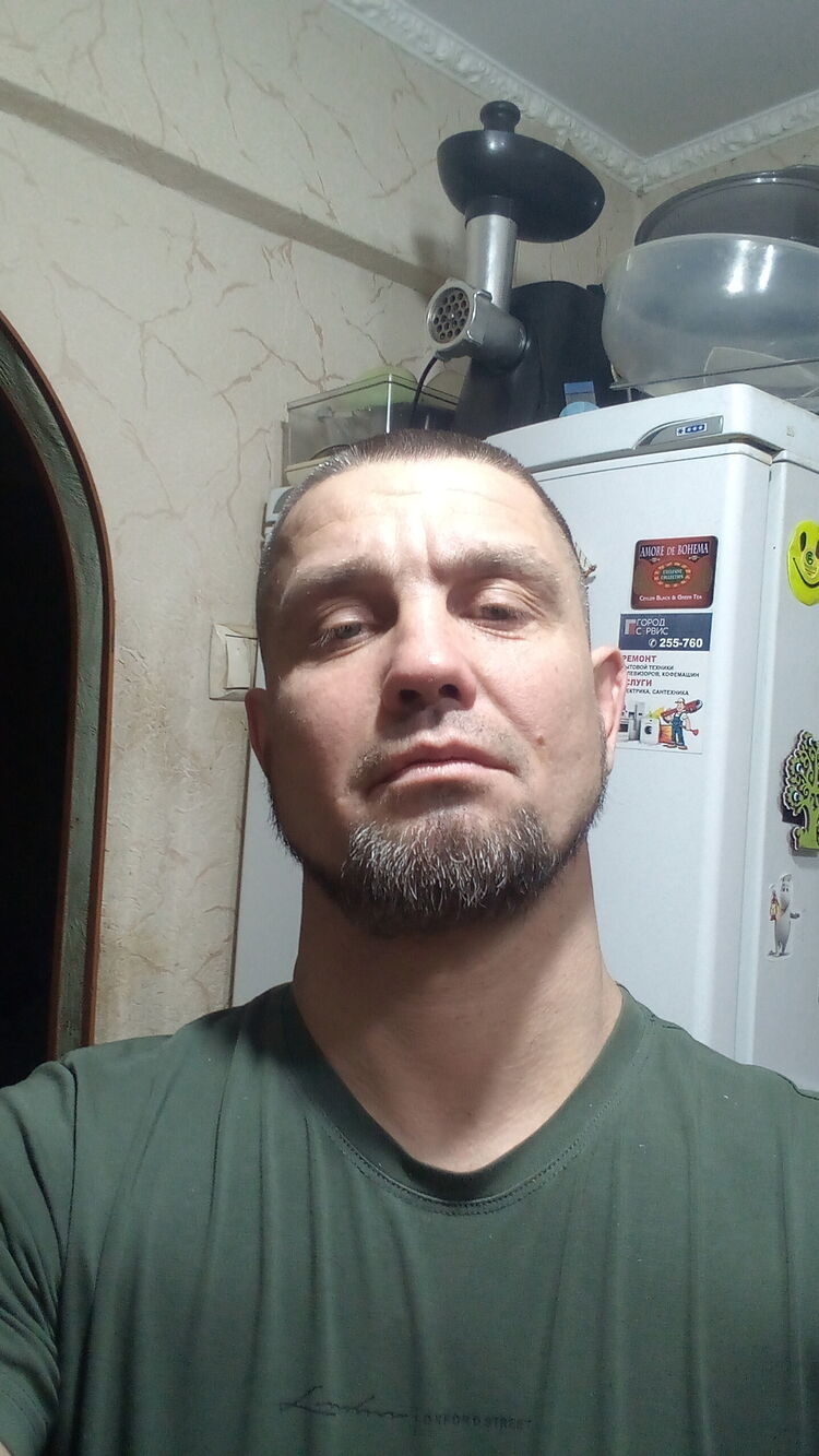  30311472  , 49 ,    