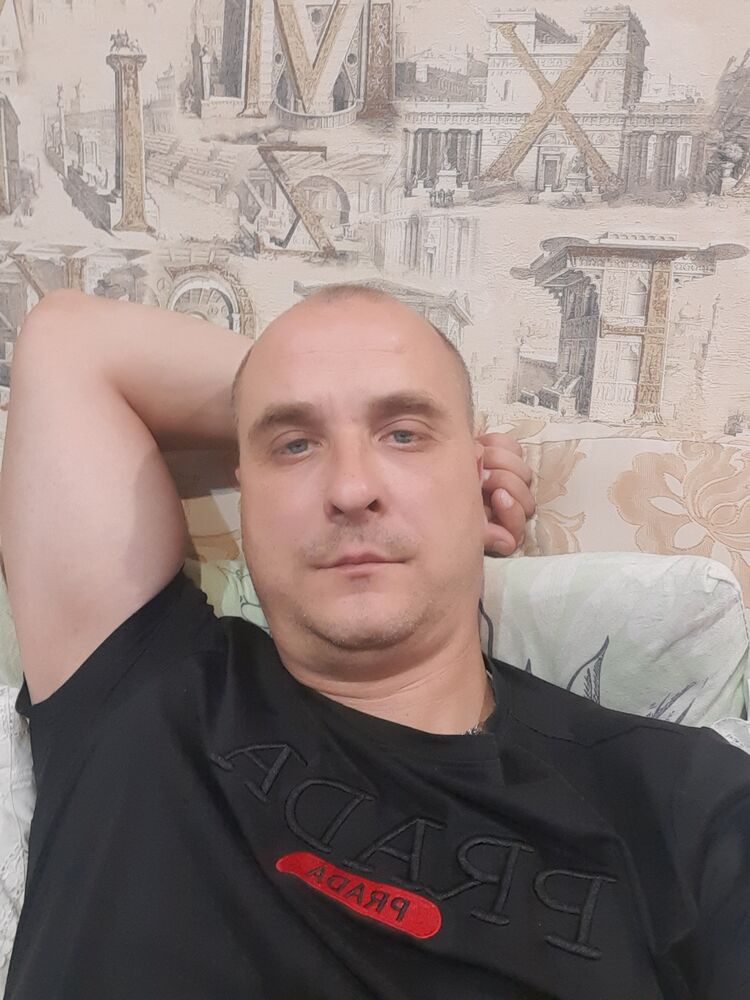  46809972  , 42 ,    