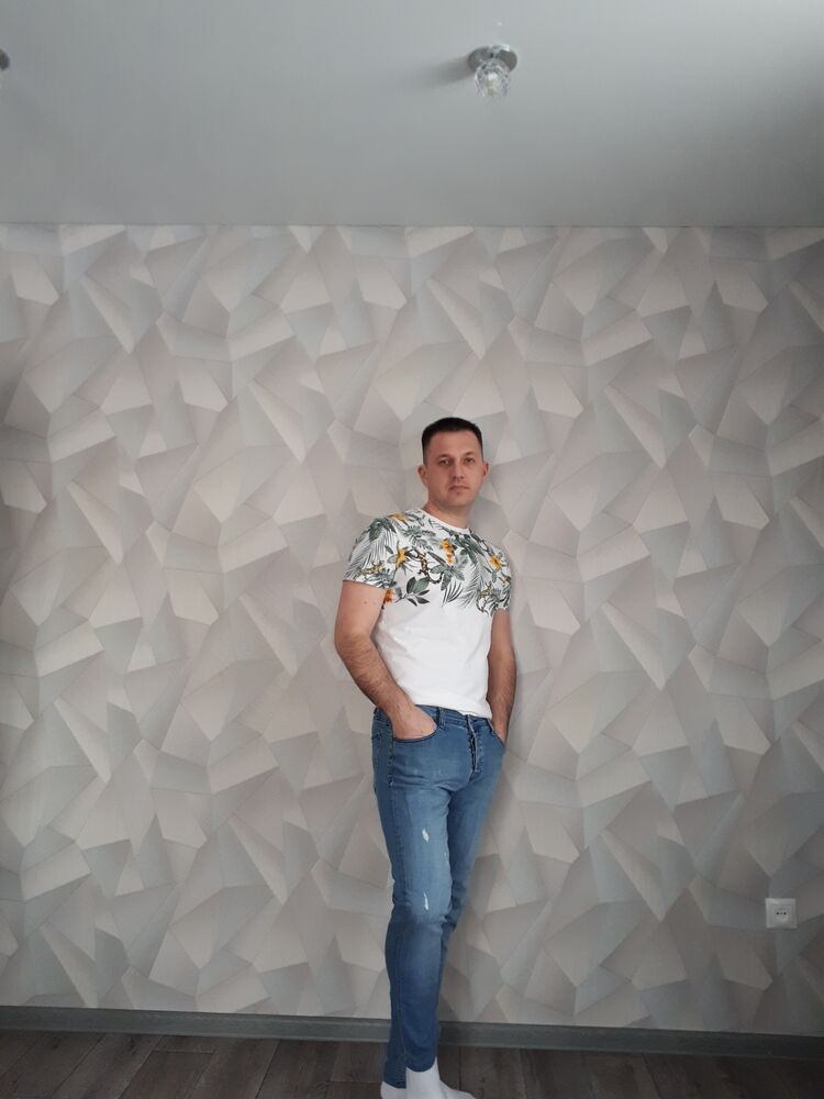  32337712  , 37 ,    