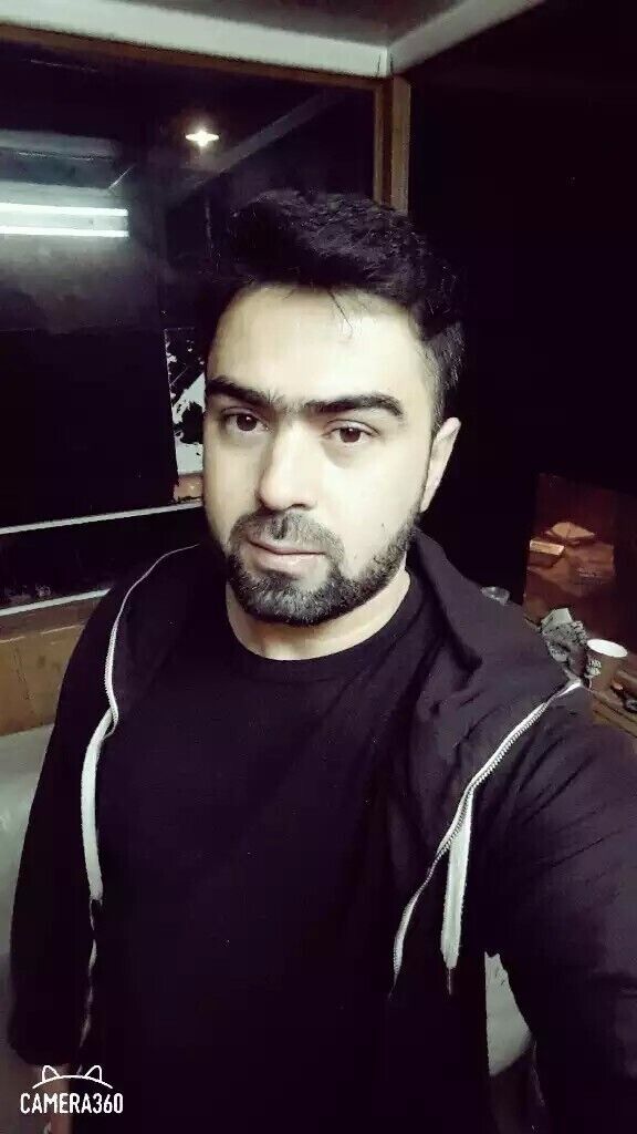  ,   Zakariy, 34 ,   ,   