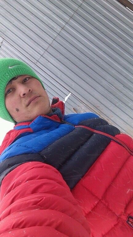  5650562  Oybek, 31 ,    