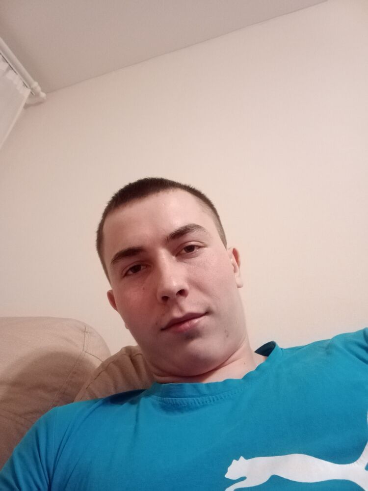  35718302  , 25 ,    