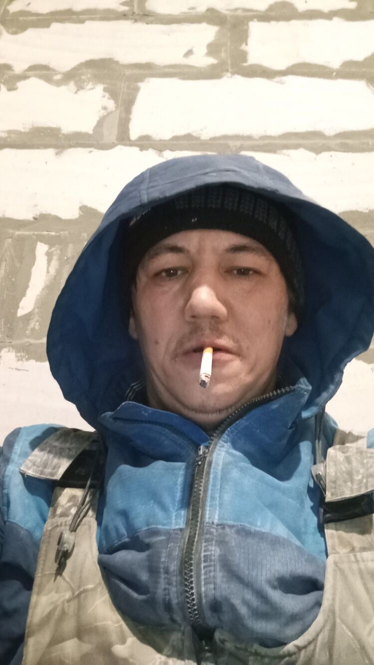  49053162  , 42 ,    
