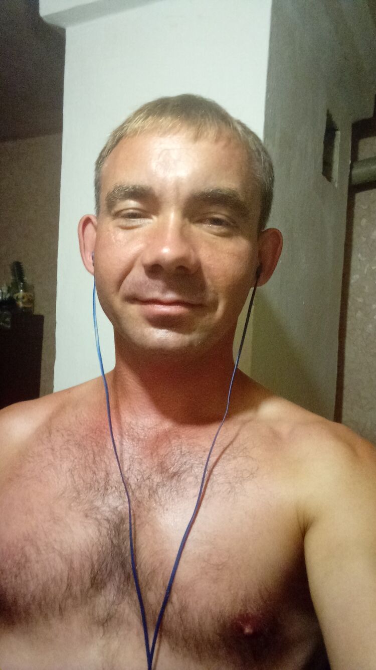  37218732  , 33 ,    